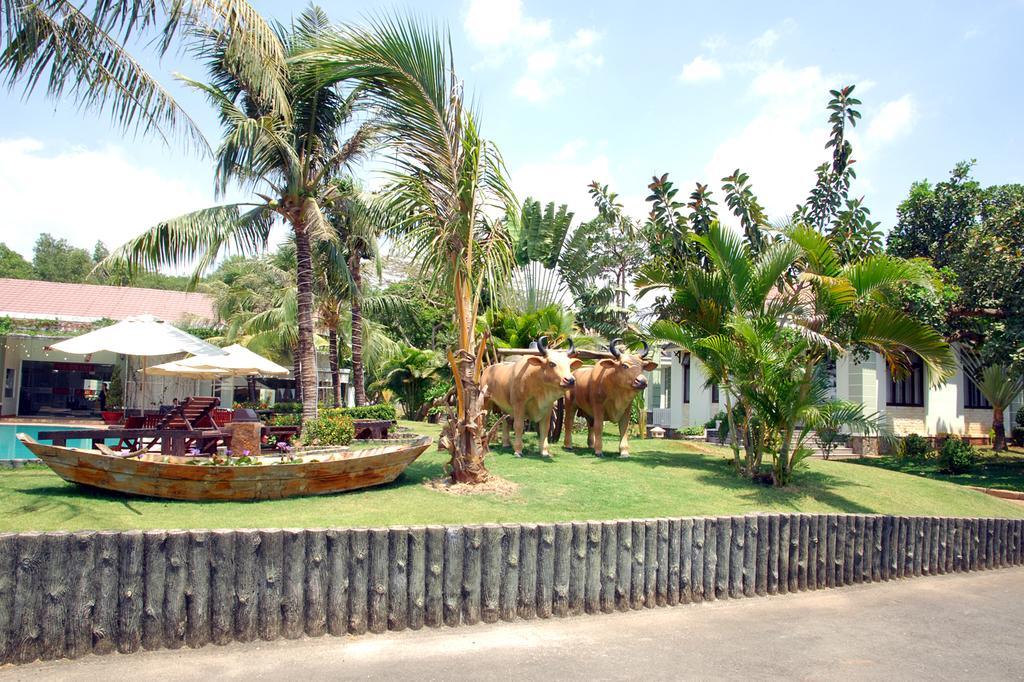 Sao Mai Phu My Resort Eksteriør billede
